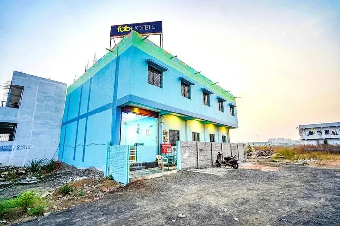 FabExpress Evaan Deluxe Rooms