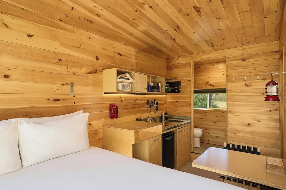 Postcard Cabins Hocking Hills, Outdoor Collection by Marriott Bonvoy