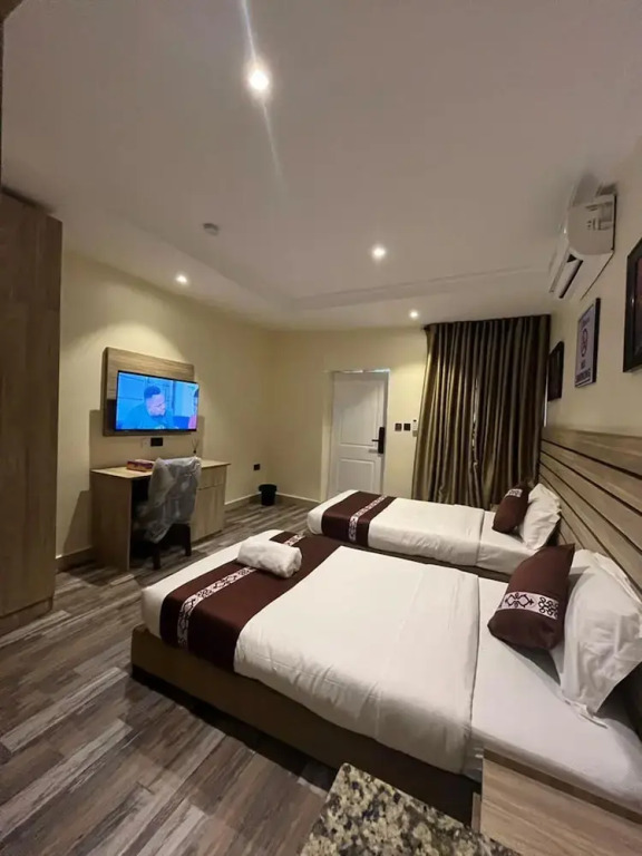 Moz One Apartments