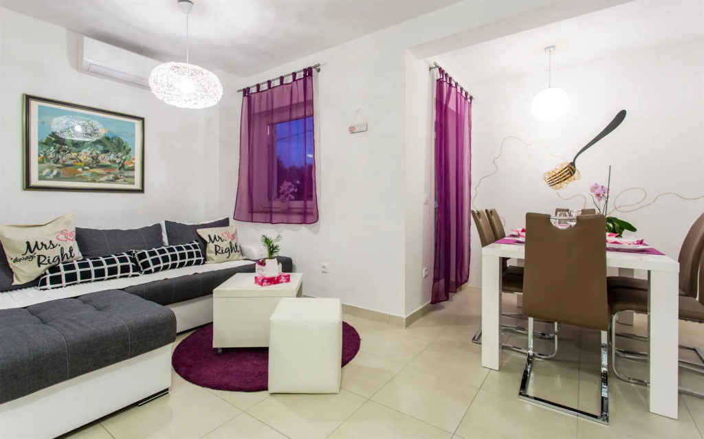 Holiday house CIRIK in Kras