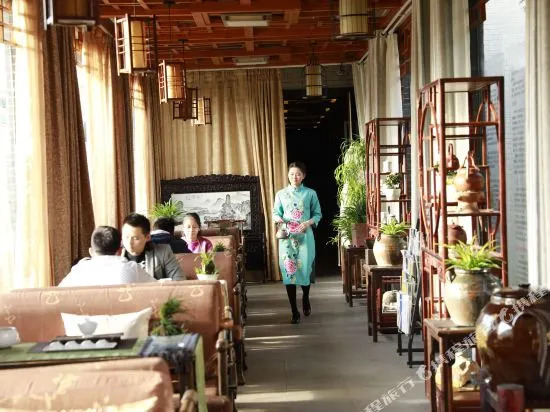 Mingshilou Hotel