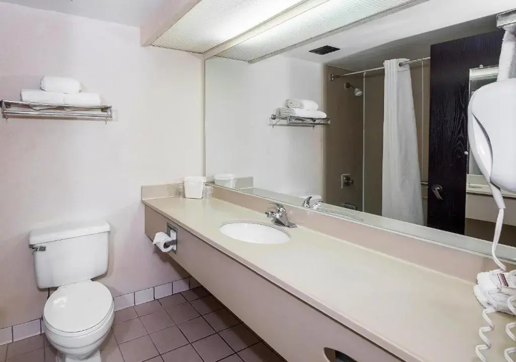 Comfort Inn - Madison
