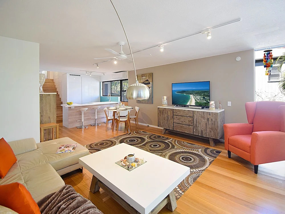 Ludlow Apartments