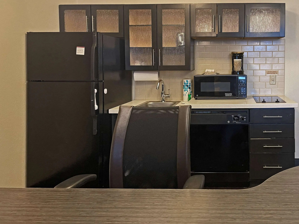 MainStay Suites- Kansas City Overland Park