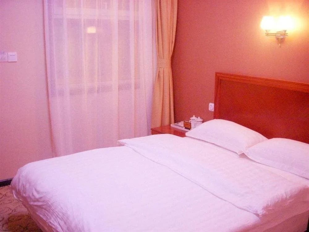 Beijing Binhai Mingzhu Hotel - Beijing
