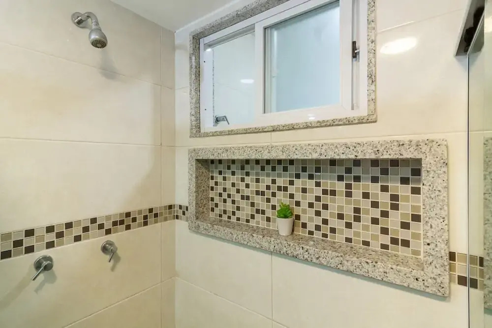 Cosy in Copacabana 7 Minutes From the Beach Fm211