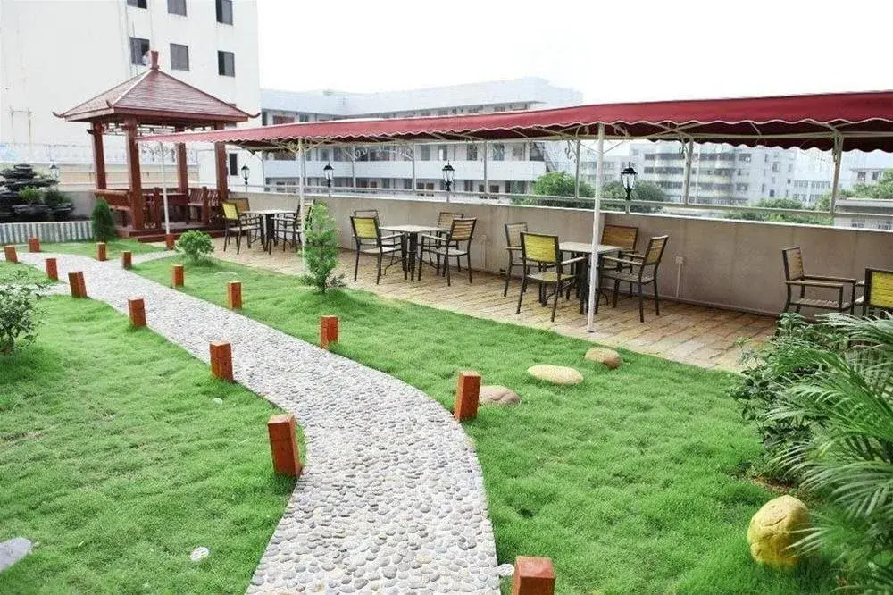 Zhuhai Creative Holiday Hotel