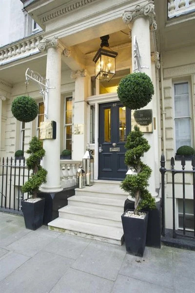 The Georgian Hotel