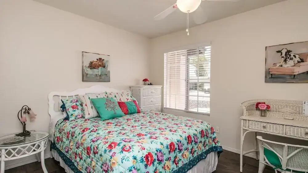 Scottsdale Kierland 3 Bdrm With Sparkling Pool!