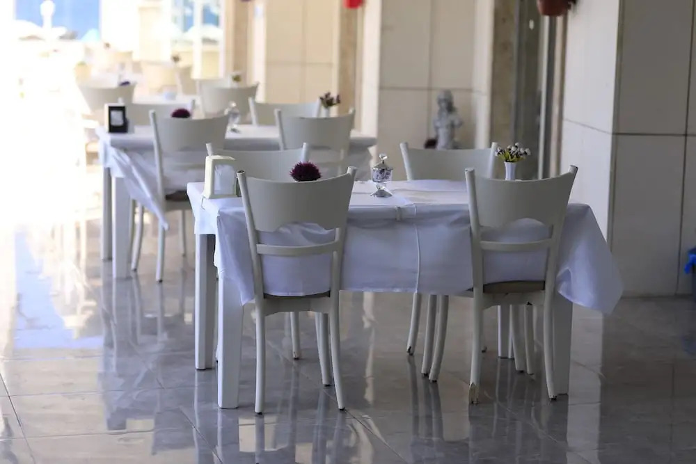 Club Rose Bay Hotel