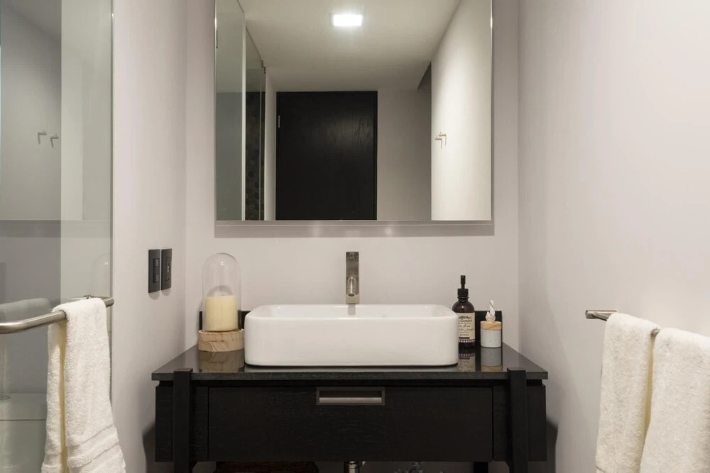 Sailview 703 Romantic Zone Rooftop Pool Ocean Views