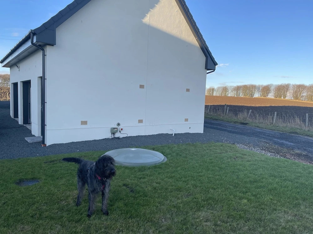 Fabulous Open Plan Studio Retreat - Cowdenbeath