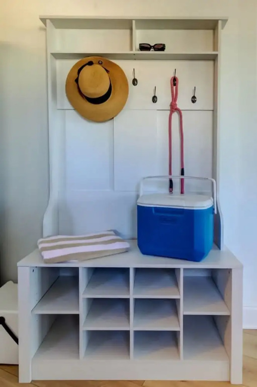 Work Remotely on Indian Rocks Beach - Walk 2 Beach