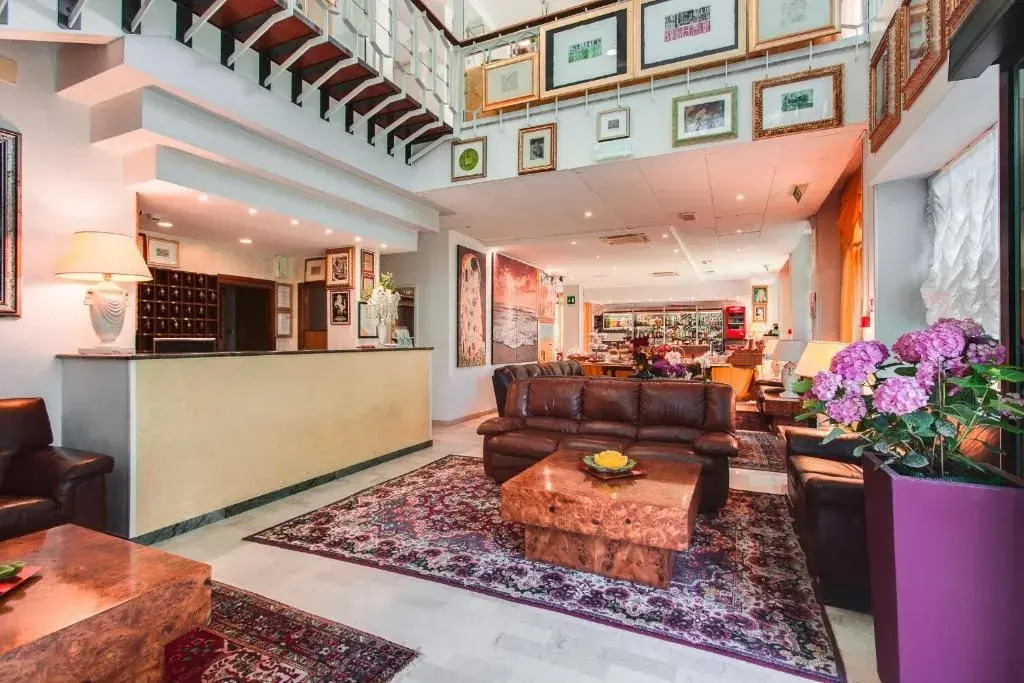 Hotel Nadir