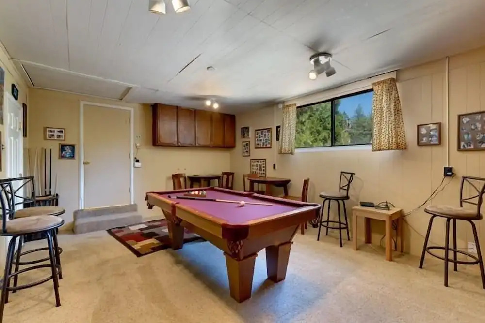 3221 Marlette Circle