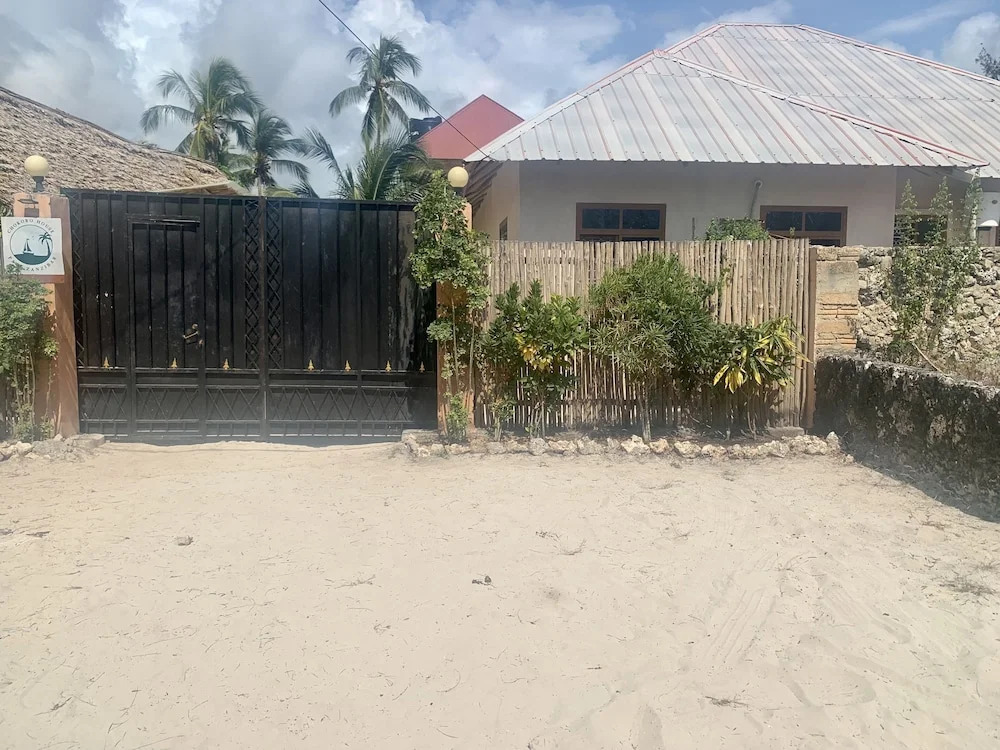 Chokoro House