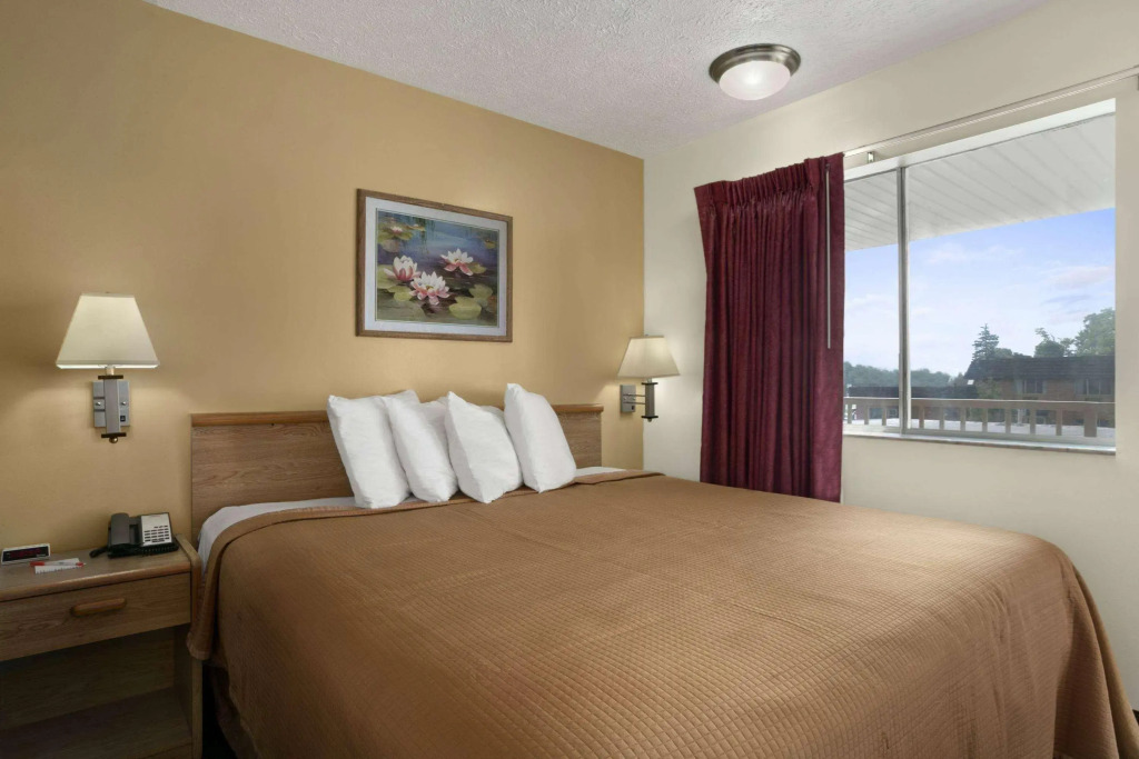 Sandusky Inn