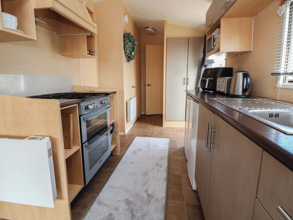 Caravan 596