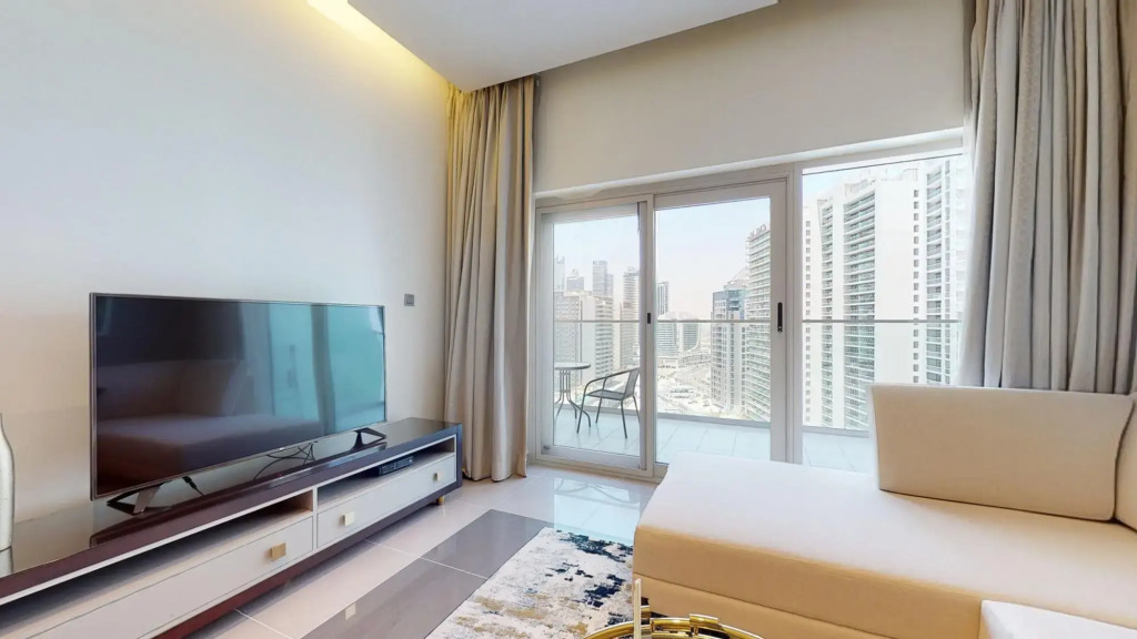Business Bay -  Damac Majestine Tower 1818