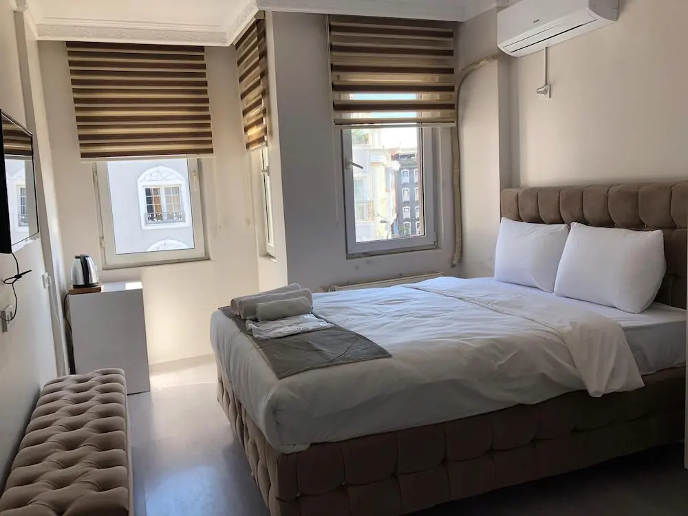 Modena Hotel