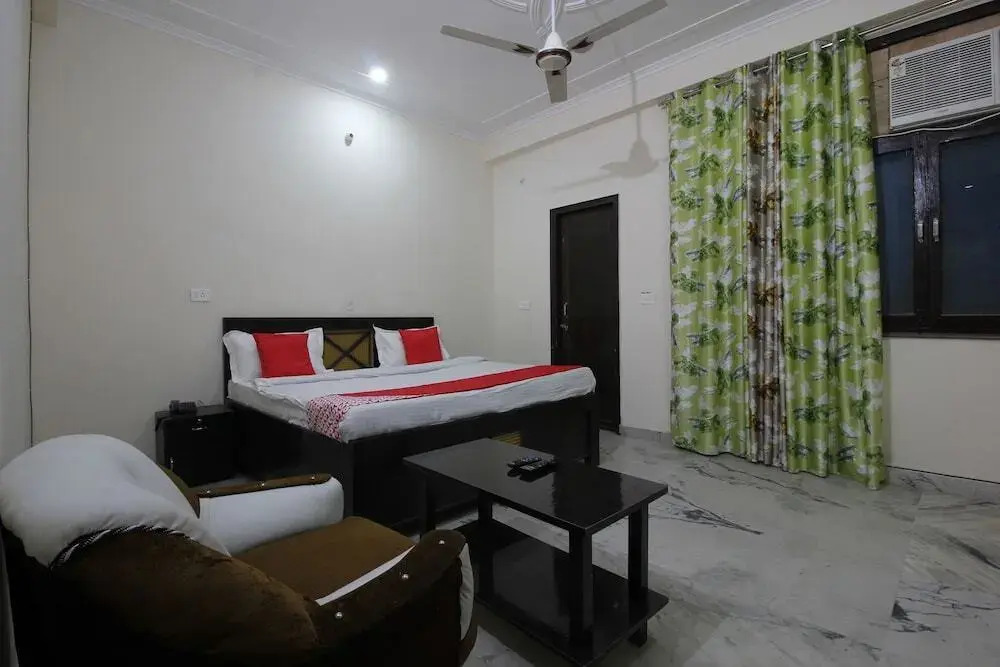 Sunrise Cave By OYO Rooms