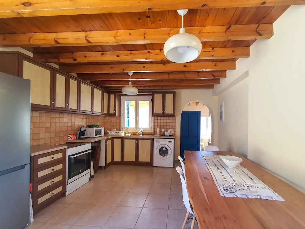 Monolithos Villas