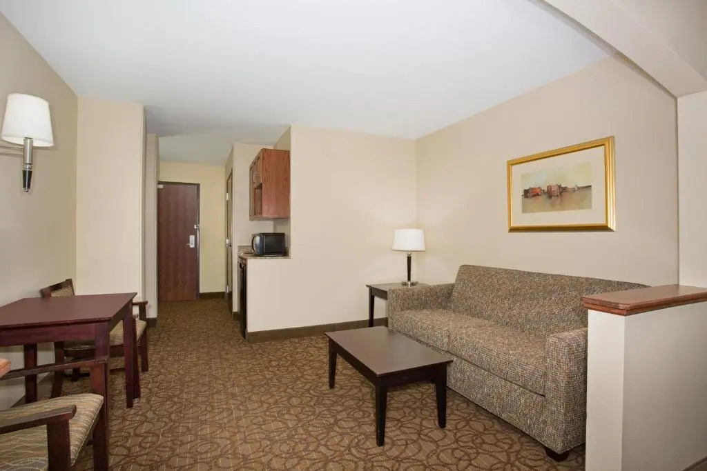Holiday Inn Express Hotel & Suites Concordia by IHG