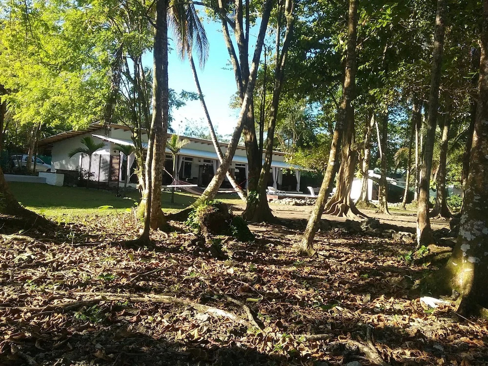 Cahuita Inn