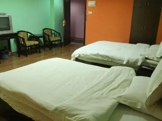 Junjue Hotel