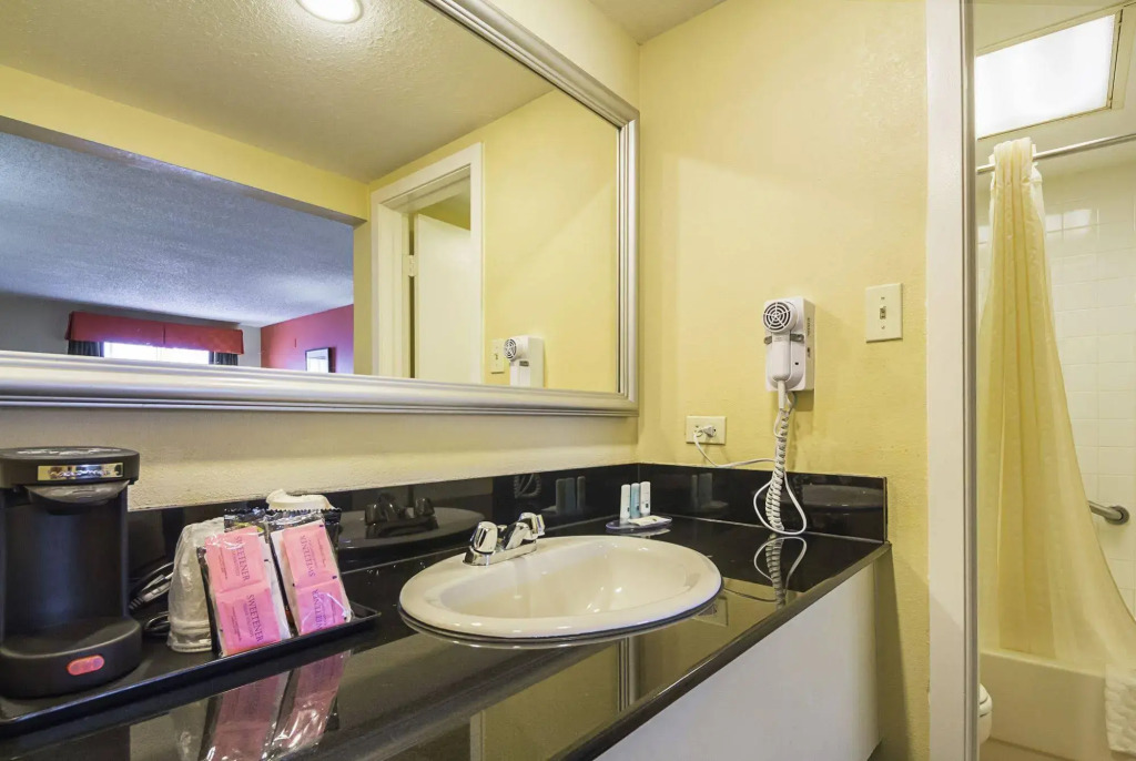 Studio 6 Suites North Richland Hills TX