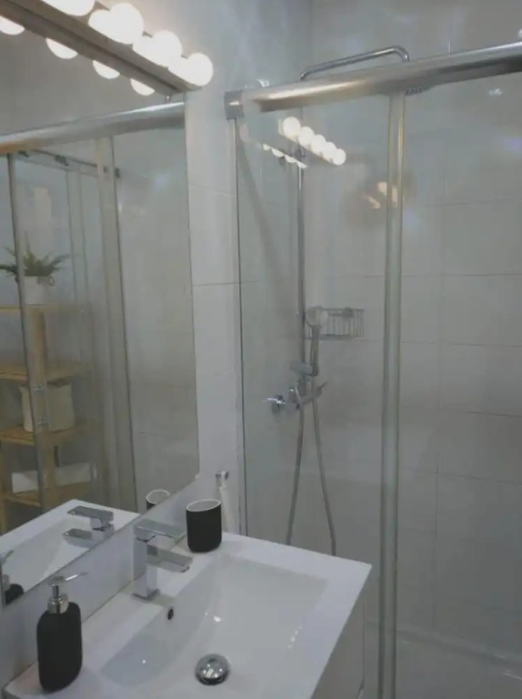 Apartment With one Bedroom in Cádiz, With Wonderful City View, Balcony and Wifi