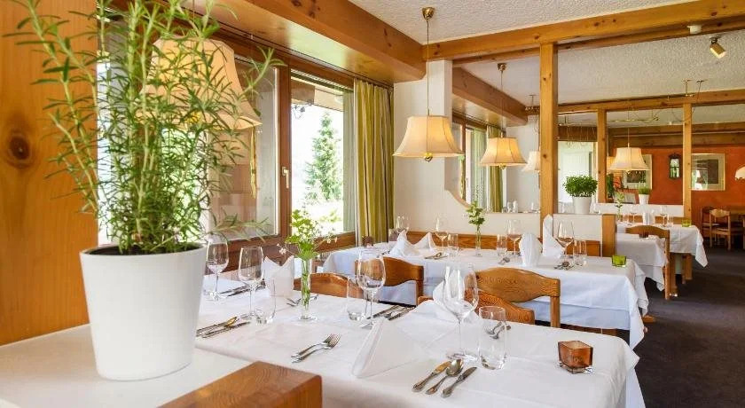 T3 Hotel Mira Val