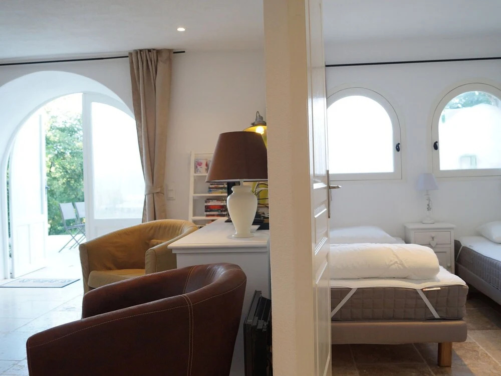 Modern House With Terrace, Near the Popular St. Maxime