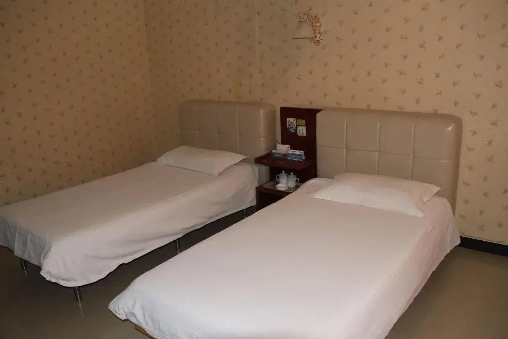 Tianyuan Business Hotel Shijiazhuang South Pingan Street