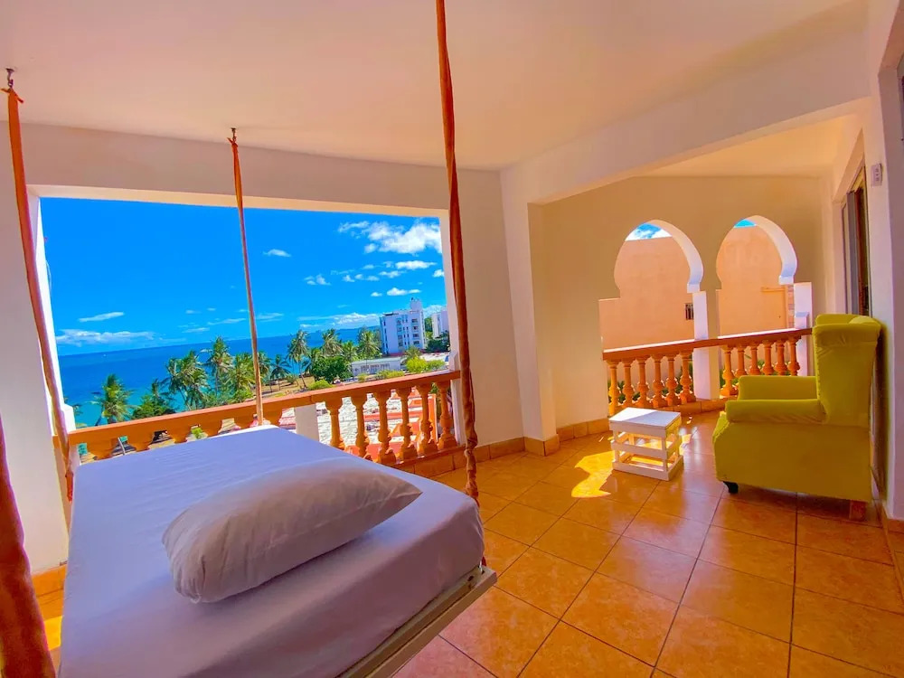 Mfalme Luxury Living