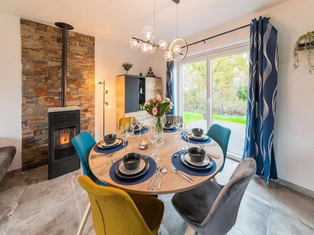 Holiday home in Noiseux with fenced garden