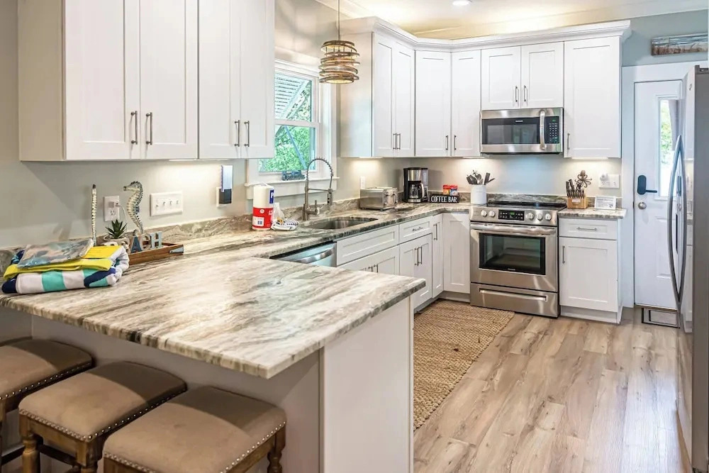 Spacious Gulf Shores Beach House With Ocean Views and Private Entrance