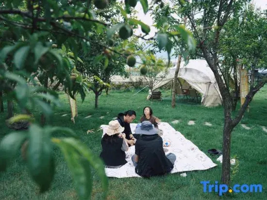 Yishan Banye Homestay (Longqi Wharf Branch)