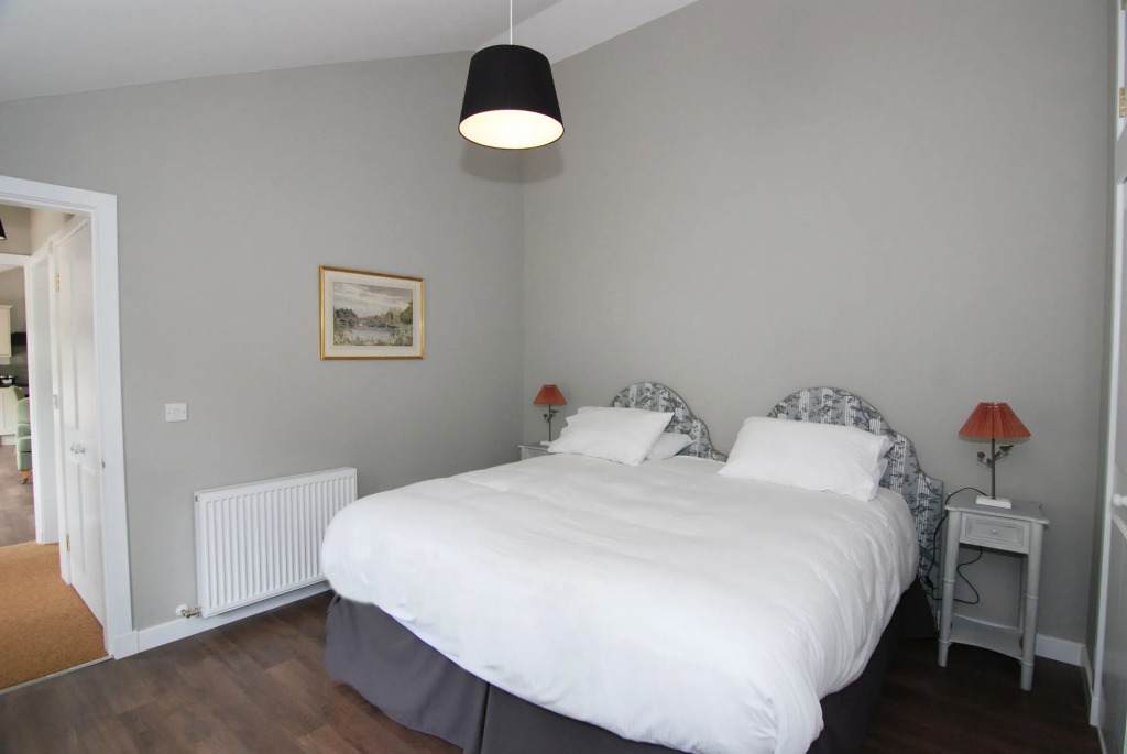 Meikleour Arms Hotel & Restaurant