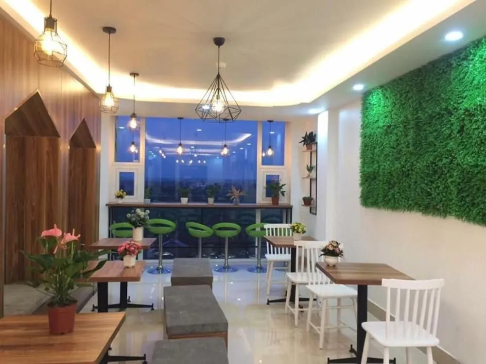 Noi Bai Ville Airport Hotel
