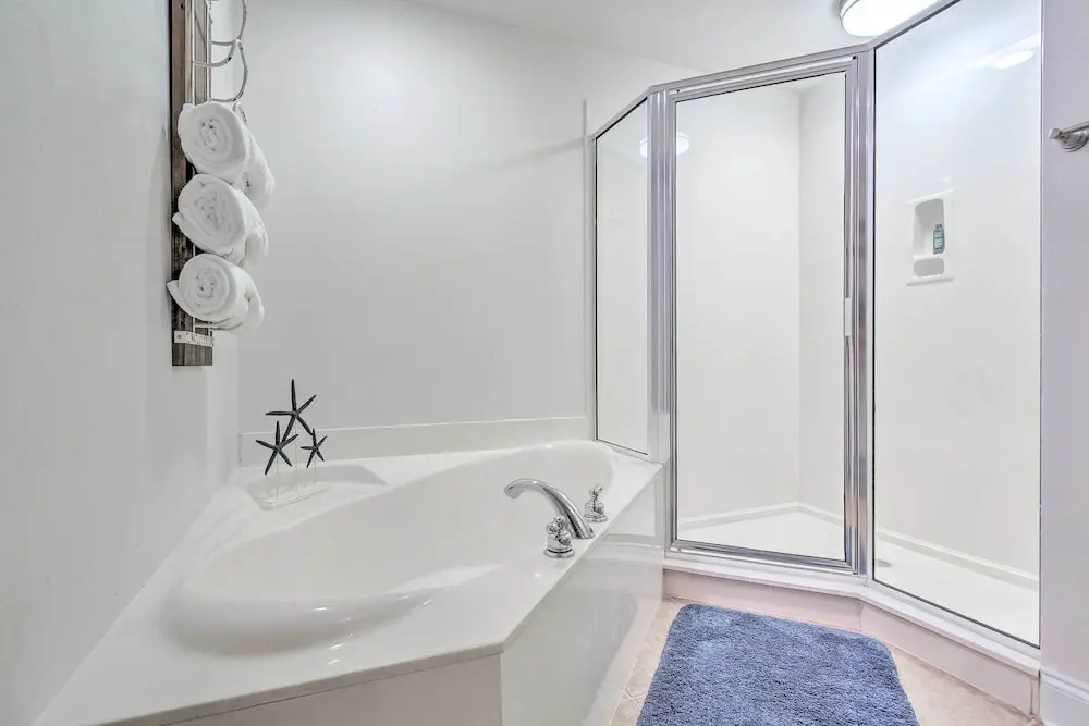 Dazzling Mexico Beach Condo - Walk to the Beach!