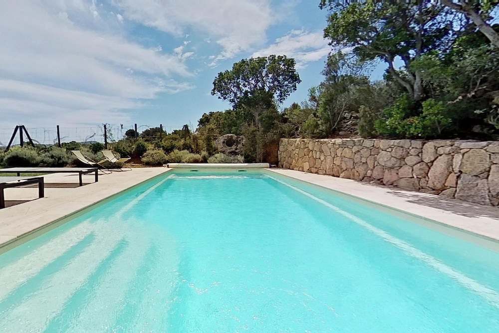 Bergeries de lArgiale - ARGHJALE - hôtel