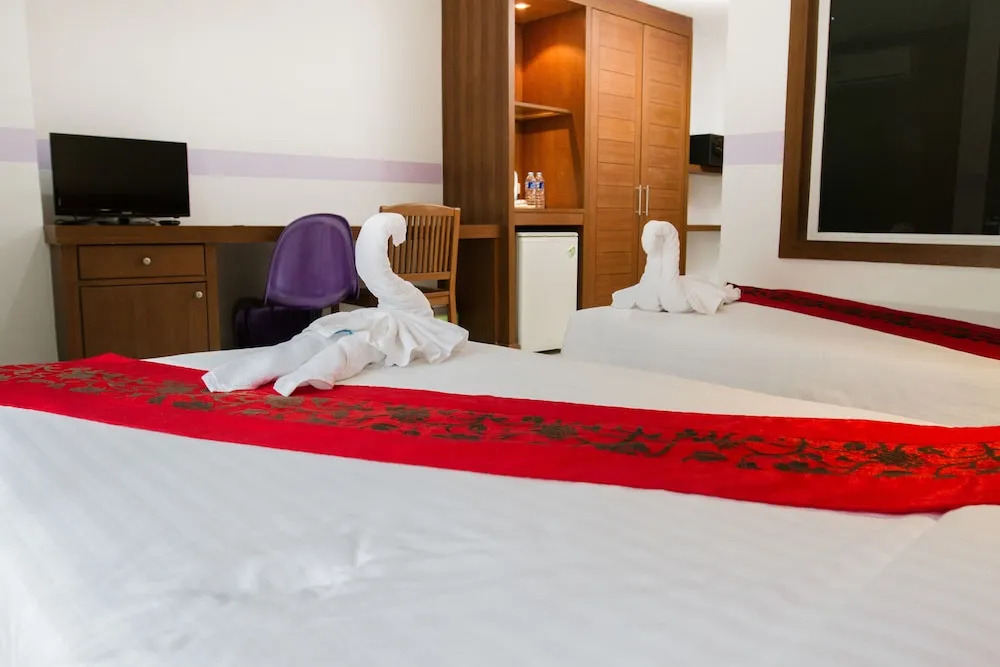 Chana Phuket Hotel