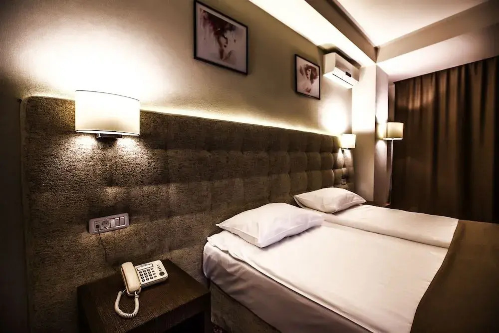 Grand Hotel
