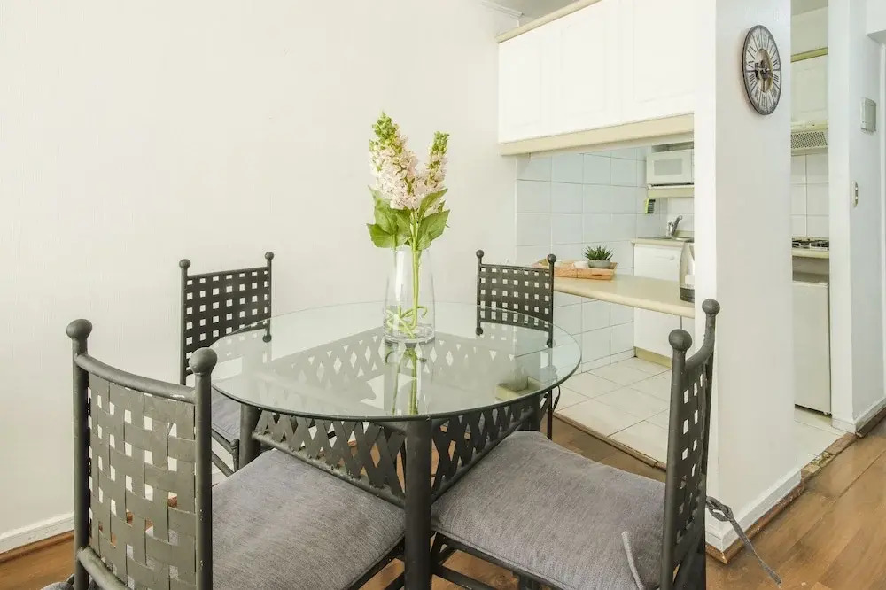 Encomenderos Apart Hotel