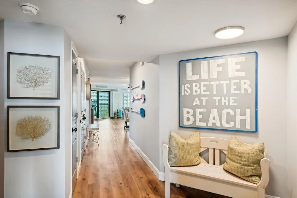 Inlet Reef 419 3 Bedroom Condo by RedAwning
