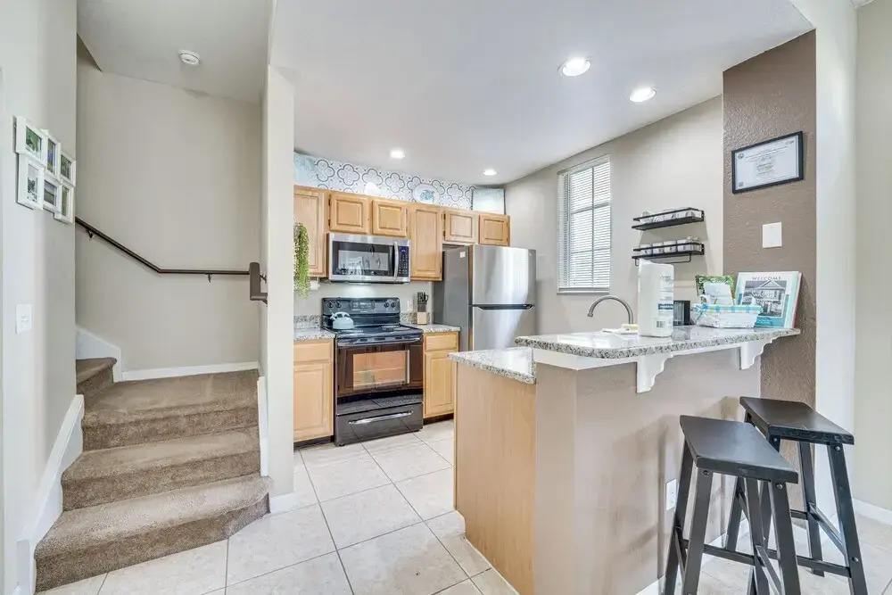 14 Mi to Disney World: Kissimmee Condo w/ Perks!