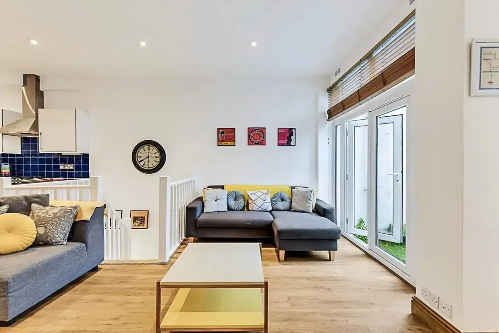 Modern Comfort Two Bedroom Gem on the Rye