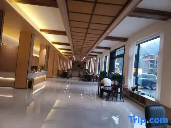 Wenchuan Wolong Shiguang Starry Homestay
