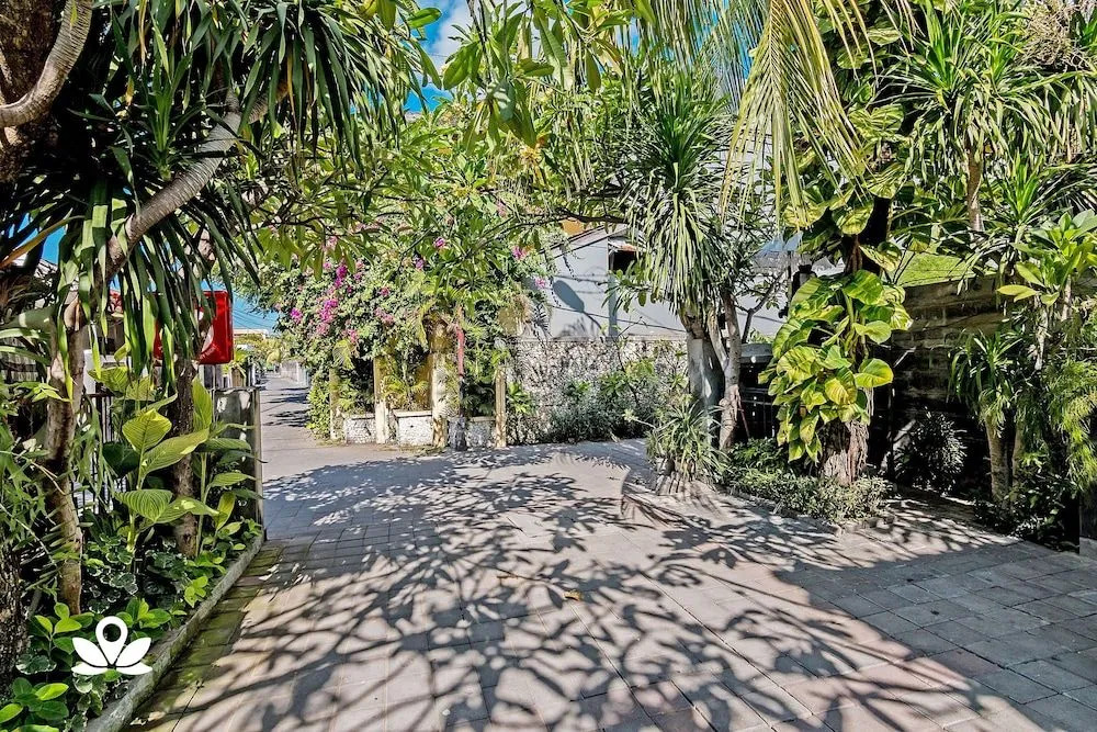 ZEN Rooms Sunshine Dewi Sartika